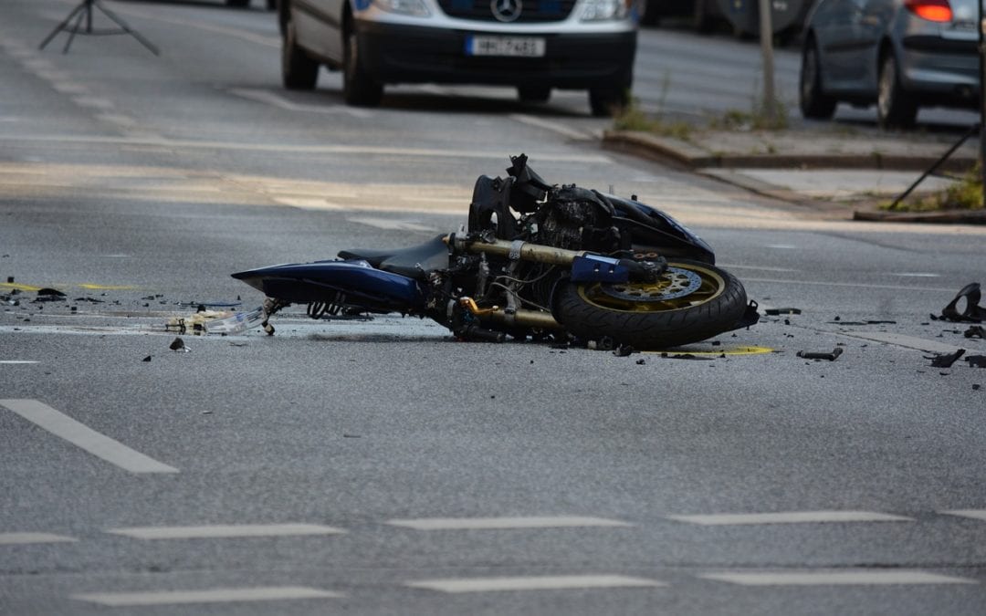 Man seriously injures leg in motorcycle accident in Chicopee